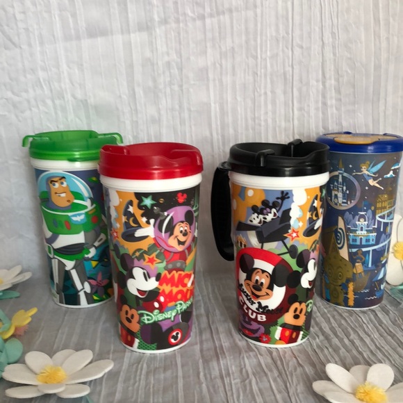 Disney Other - DISNEY LG 16 oz plastic Disney Parks refillable hot cold drinks travel cups mugs